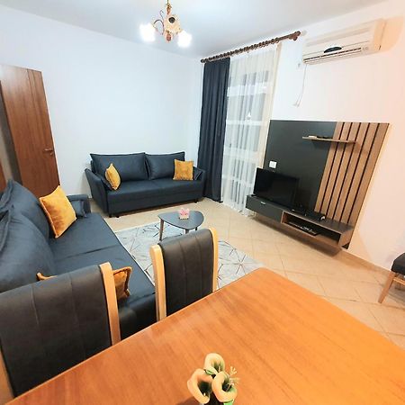 Apartment Me Qera Lungomare Vlore Medem1 Εξωτερικό φωτογραφία