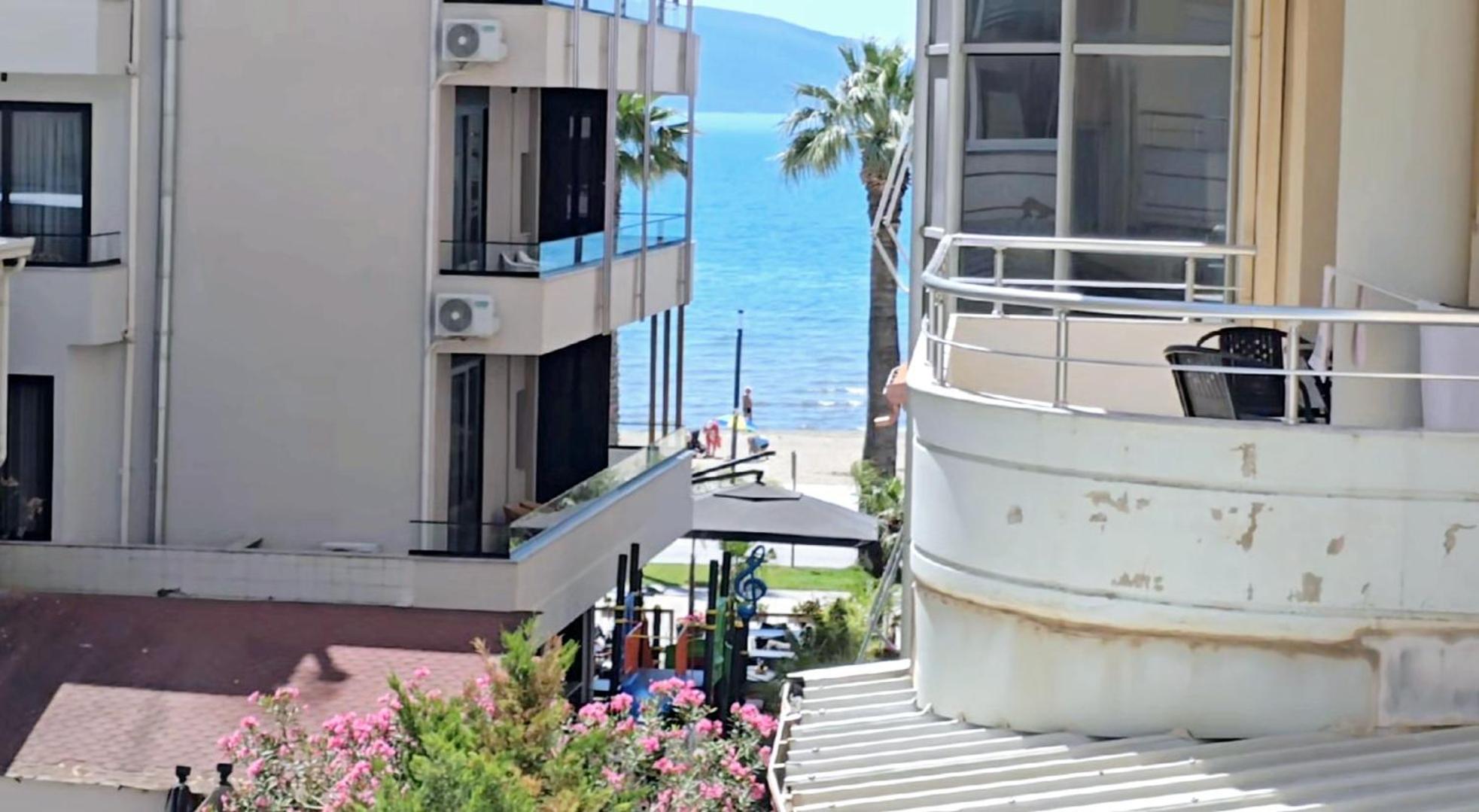 Apartment Me Qera Lungomare Vlore Medem1 Εξωτερικό φωτογραφία
